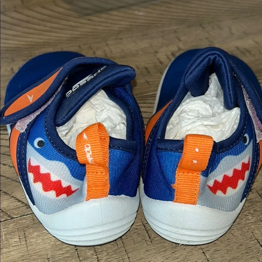 Speedo 🏖️ Water 💦 🌊 Sneakers Sharks 🦈🦈